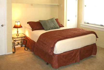 105 Second bedroom with queen Bed - Gym Club Suites, Bisbee Arizona Hotels